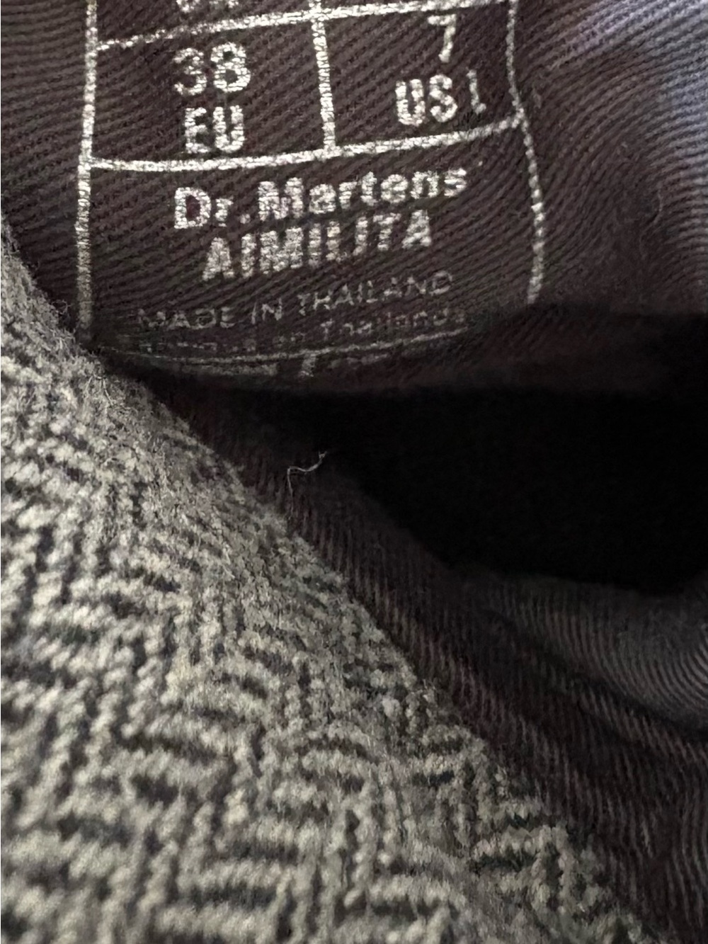 Dr Martens Aimilita W Size 7 Black Leather Fold Down Boots Herringbone - Picture 4 of 13